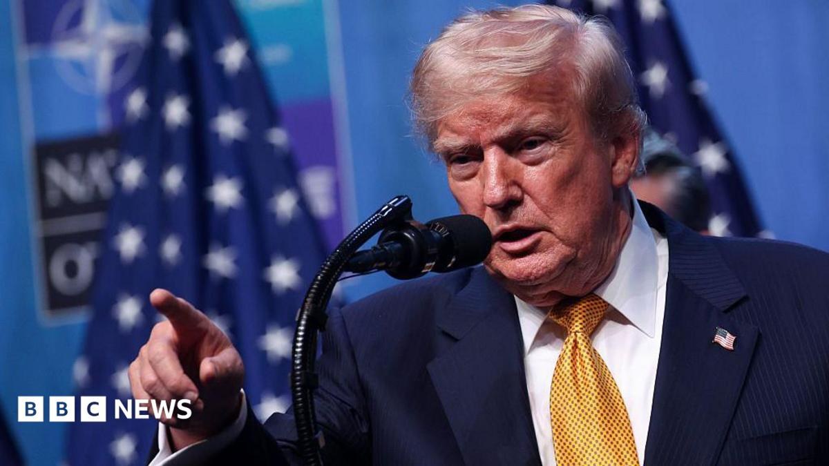 Trump reinstates Iran port blockade and vows 20% charge on cargo passing through Hormuz