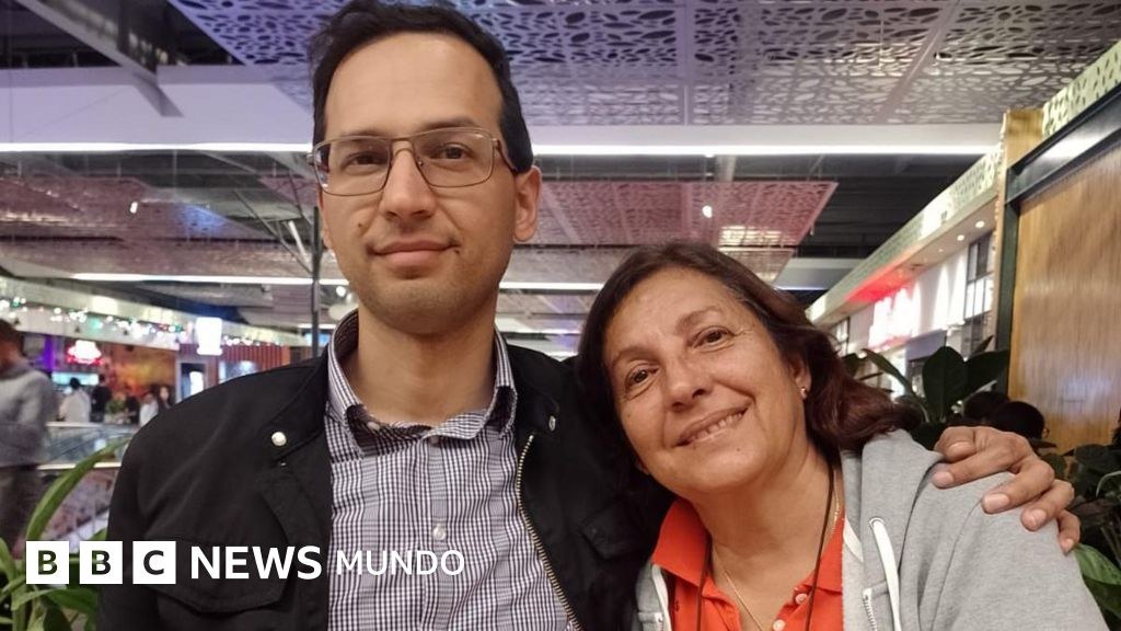 Terremotos en Venezuela: "Viajé desde Colombia para buscar a mi madre y ahora solo quiero encontrar su cuerpo"