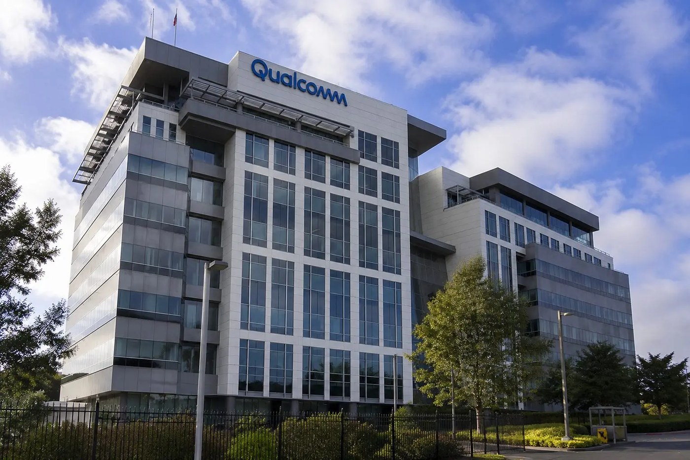 Qualcomm shares slide as higher costs, Apple-related weakness cloud profit forecast