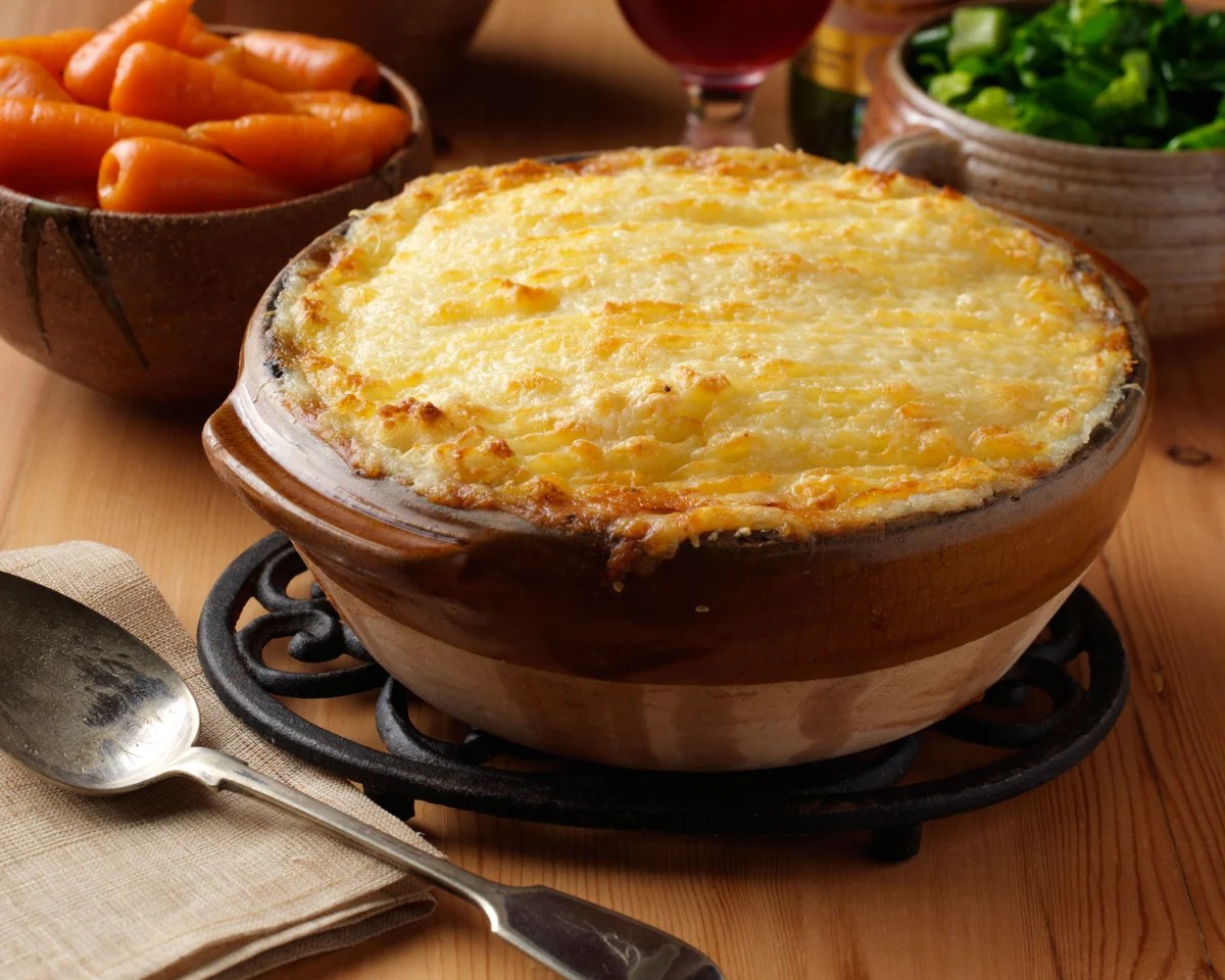 Cottage pie and glass of red, anyone? Britons shun salad despite heat in ‘reverse comfort eating’