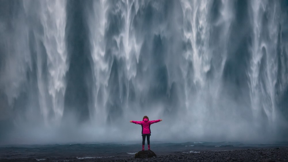 What’s Behind the Huge Flows Into Derivative-Based ETFs?