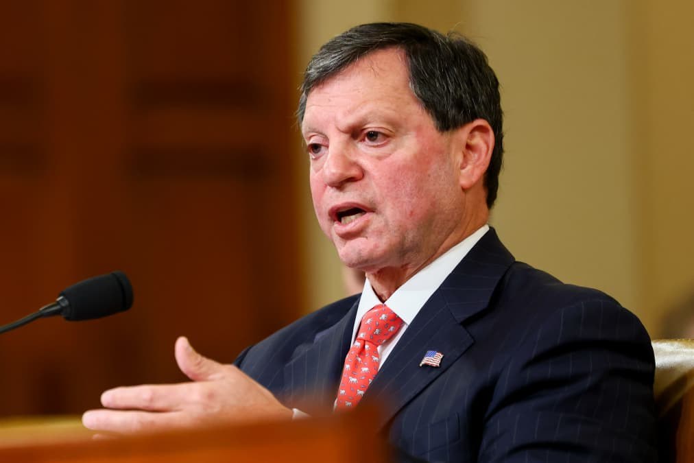 IRS chief Frank Bisignano laughs off JPMorgan spying allegations