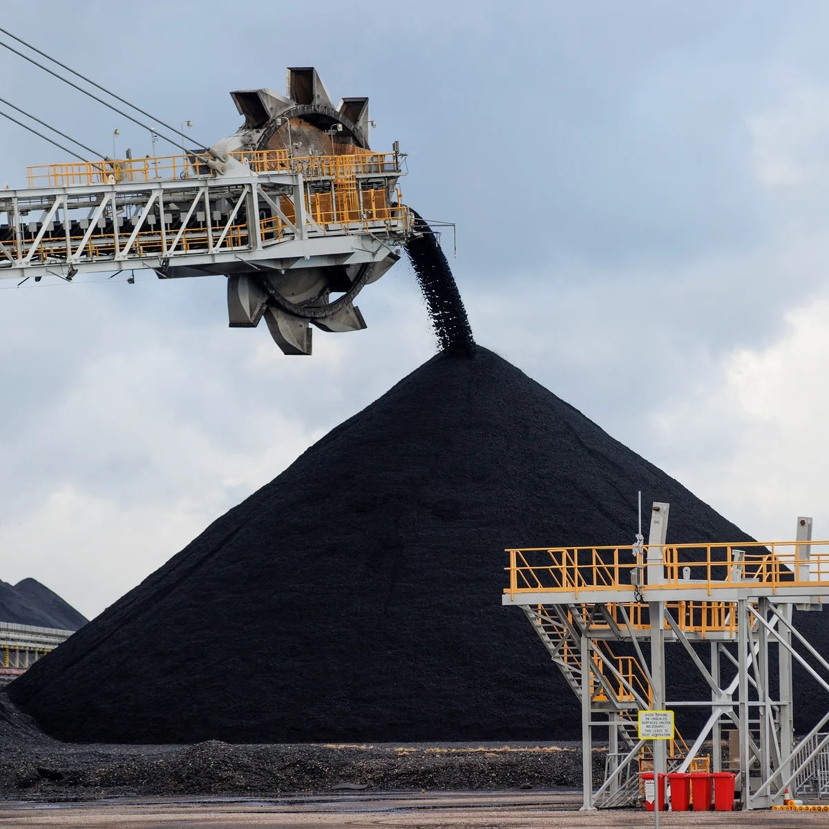 Bank of England to stop accepting bonds linked to coal for key loans