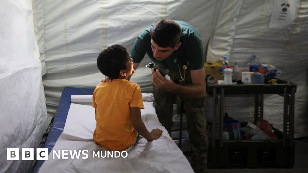 "Ya no quiero ser pediatra. La mirada de esos niños se queda con uno para siempre": el dolor de los médicos que asisten a los heridos del terremoto en Venezuela