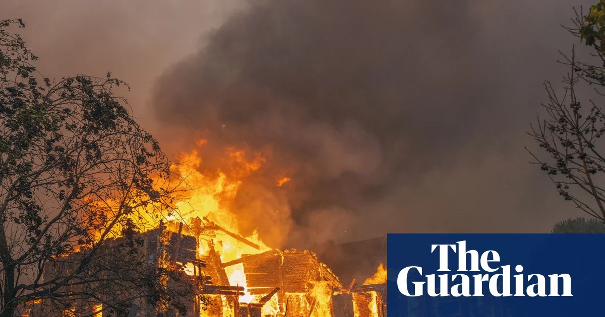 Wildfires threaten Bordeaux as France and Spain battle blazes