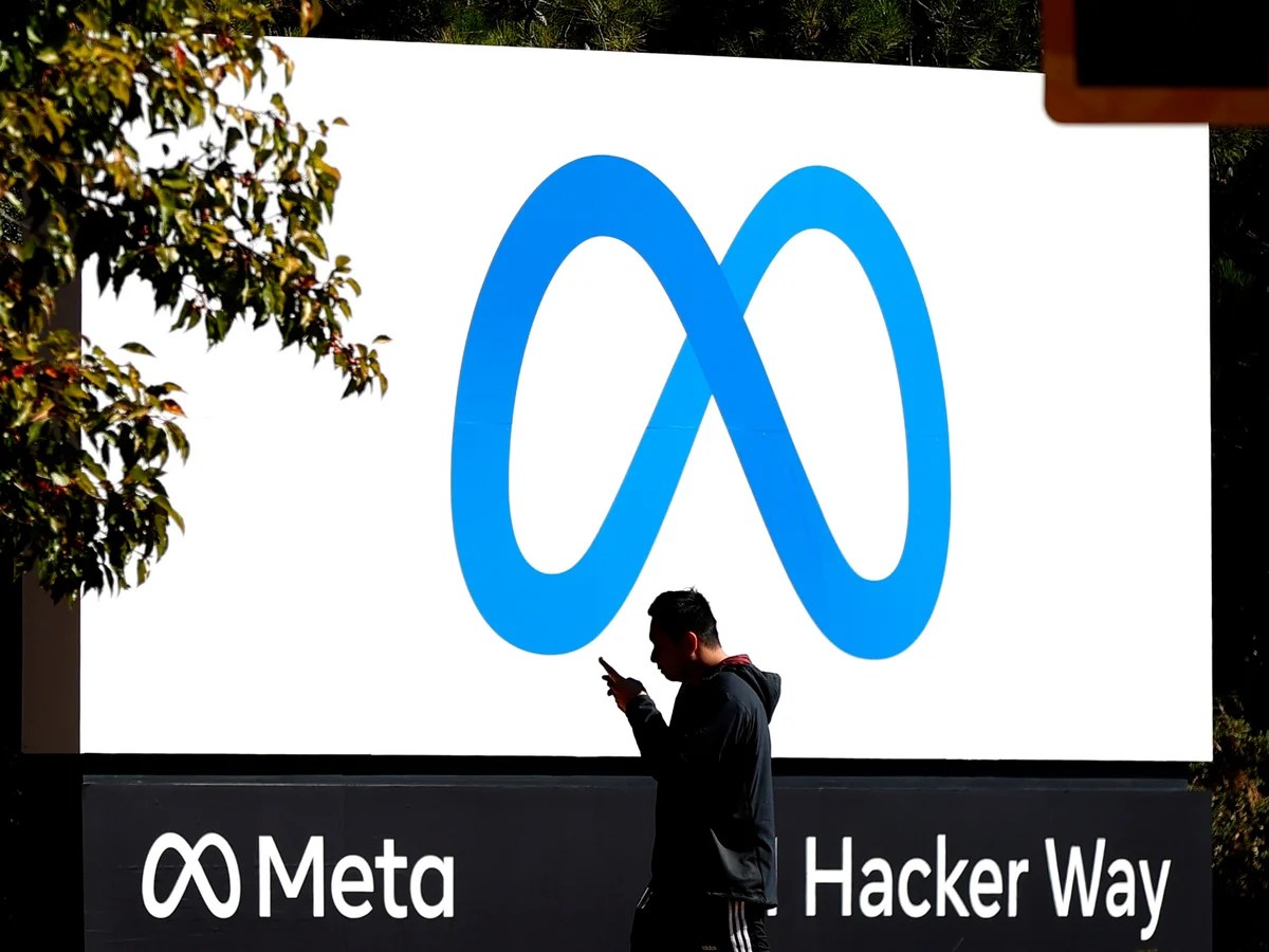 Meta misses earnings forecasts after Zuckerberg media push to promote AI