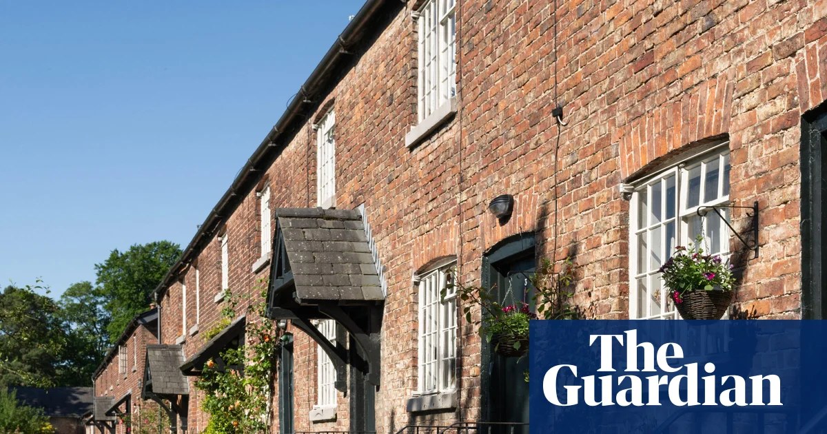 UK house prices stall for second straight month as agents warn of summer slump