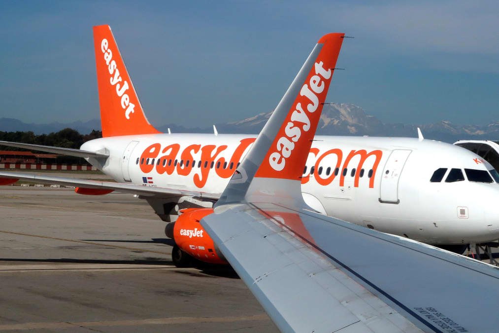 EasyJet pops 14% as airline weighs $7.7 billion rival takeover bid from Apollo
