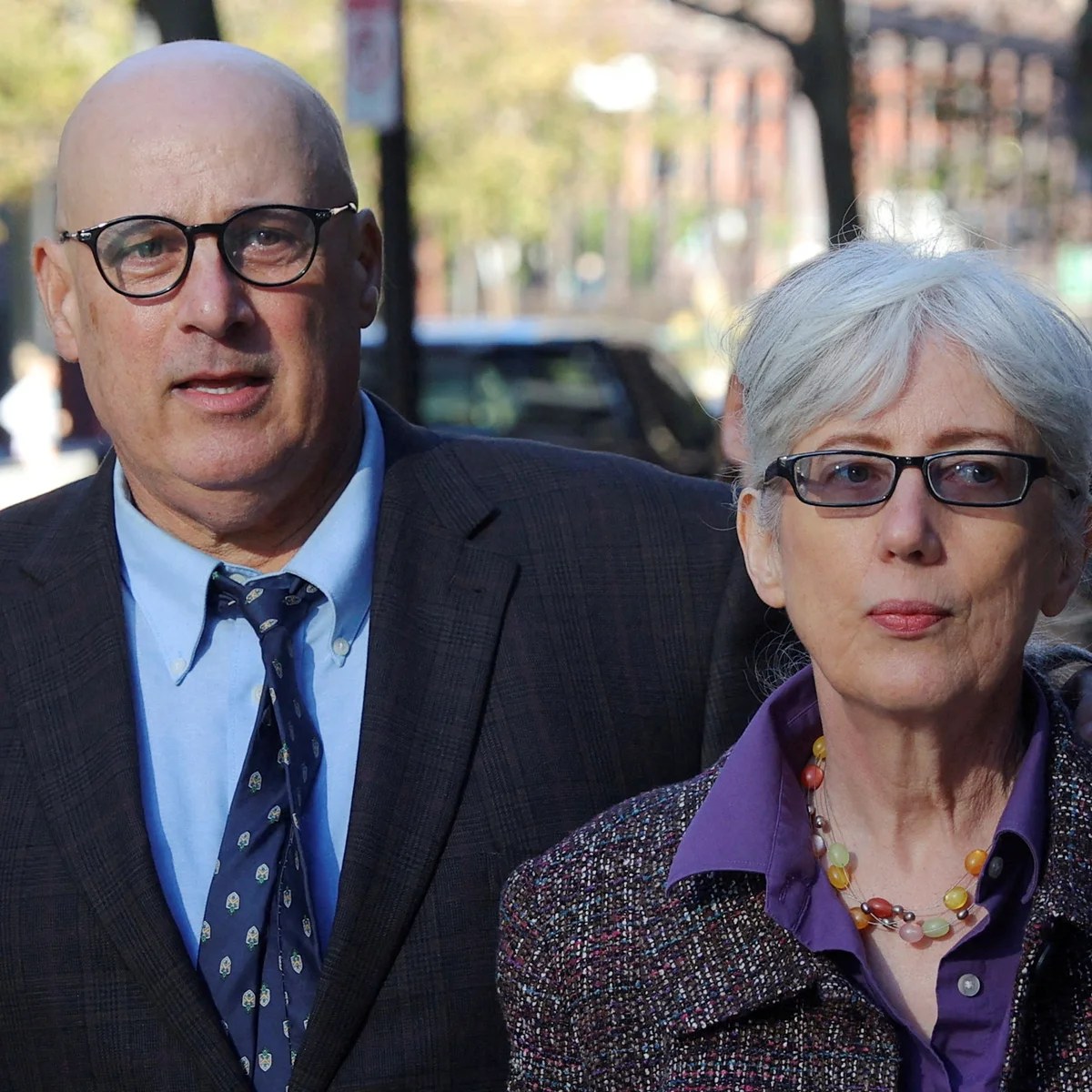 EBay and ex-executives to pay $55.7m to couple sent cockroaches in harassment campaign