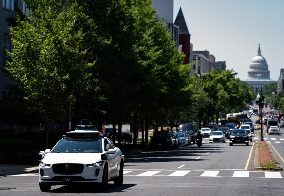 Within Uber-Waymo split, a key labor battle over AVs is being waged in the nation's capital