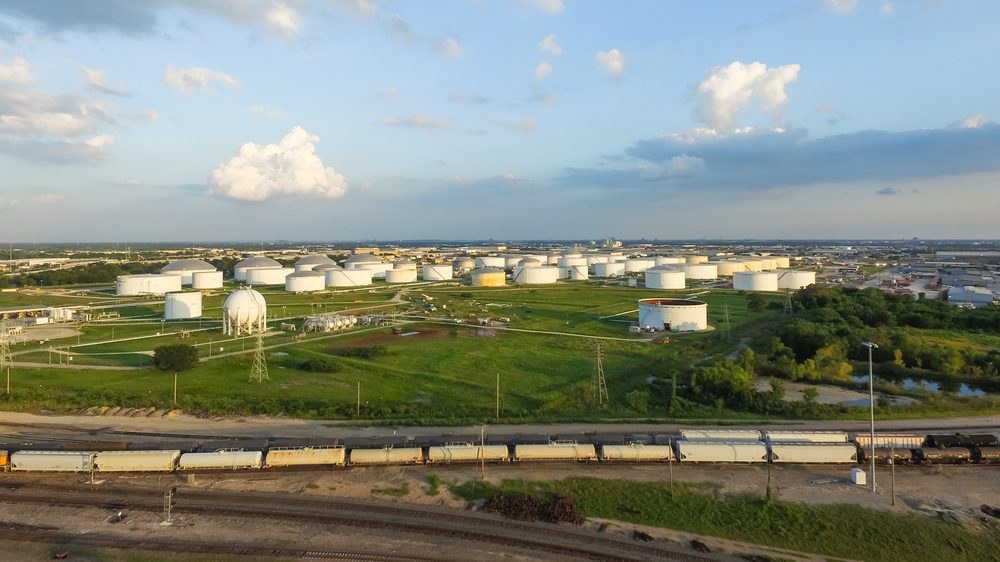 Midstream Operators Boost Payouts Into Q3 2026