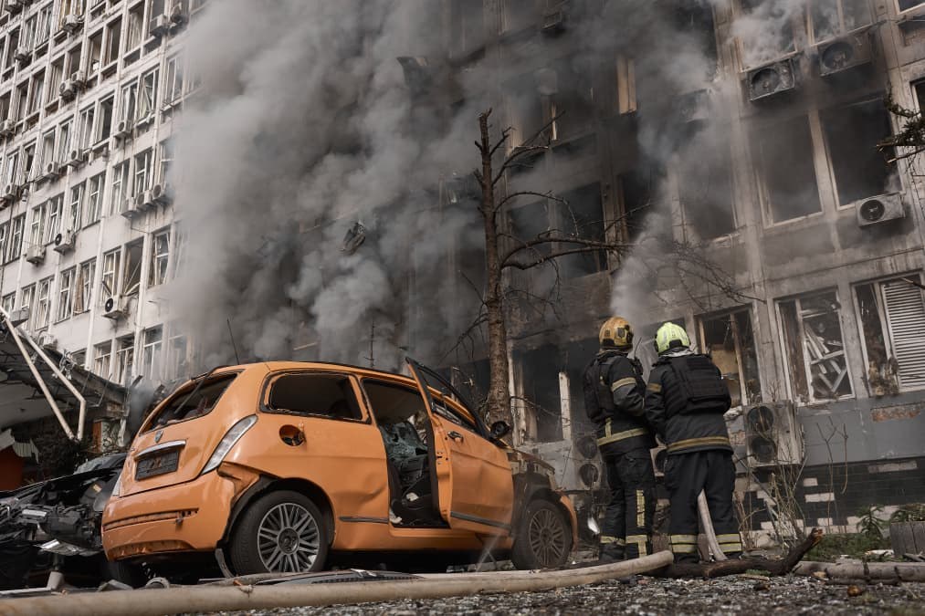 Zelenskyy says Ukraine is ready to agree to energy ceasefire, but warns Russia must do same