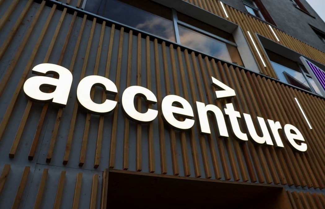 Accenture rallies more than 20% after earnings beat, heads for best day ever