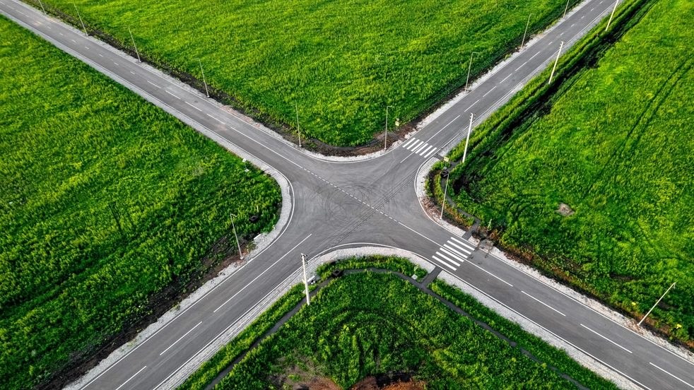 Semiconductor Crossroads: Healthy Consolidation or Deeper Repricing?