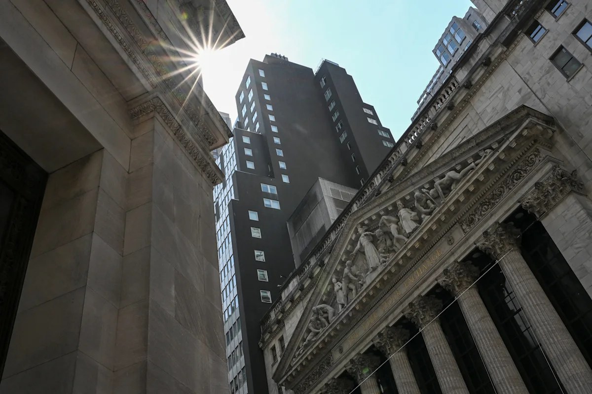 Stock market today: Dow, S&P 500, Nasdaq seesaw as 10-year yield surges, Big Tech's AI spending ramps up