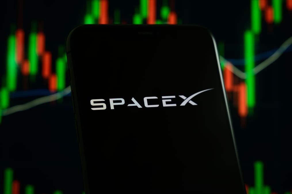 SpaceX stock-purchasing by Congress members fuels conflict concerns