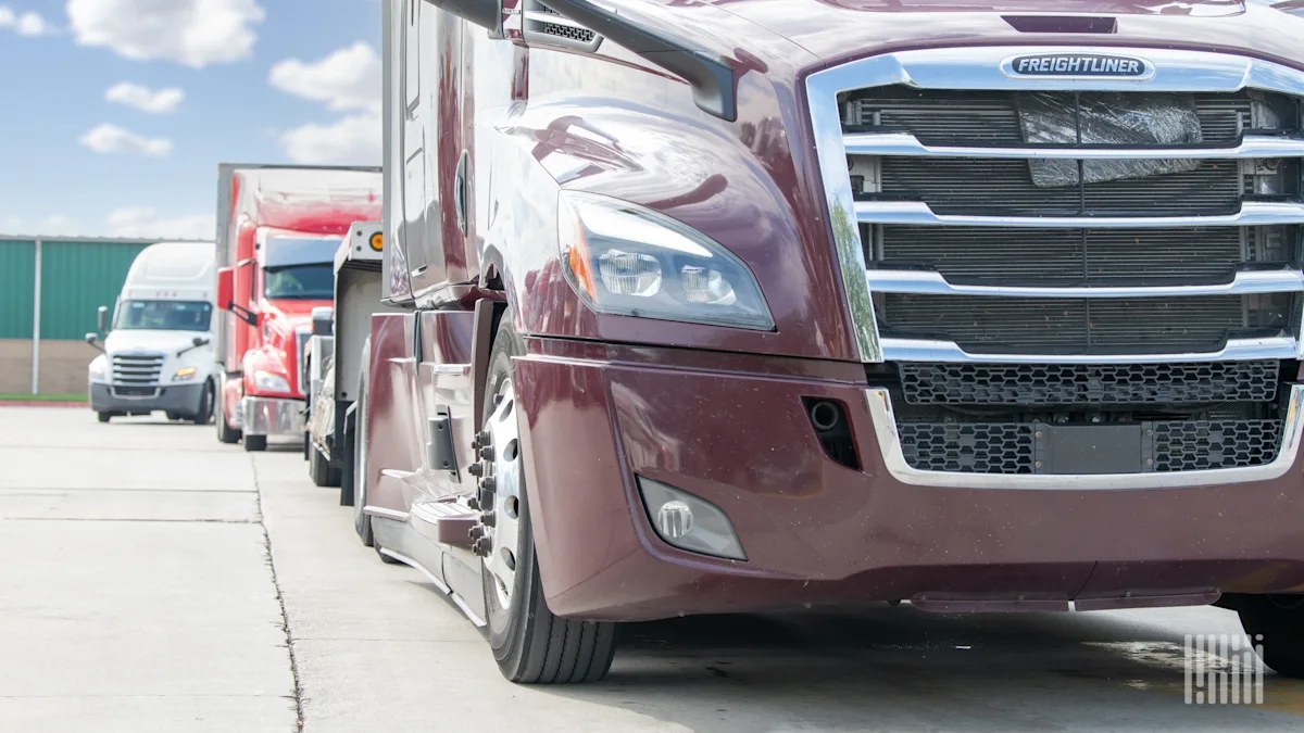 Credit vs Factoring in Trucking: It’s About Financial Fit