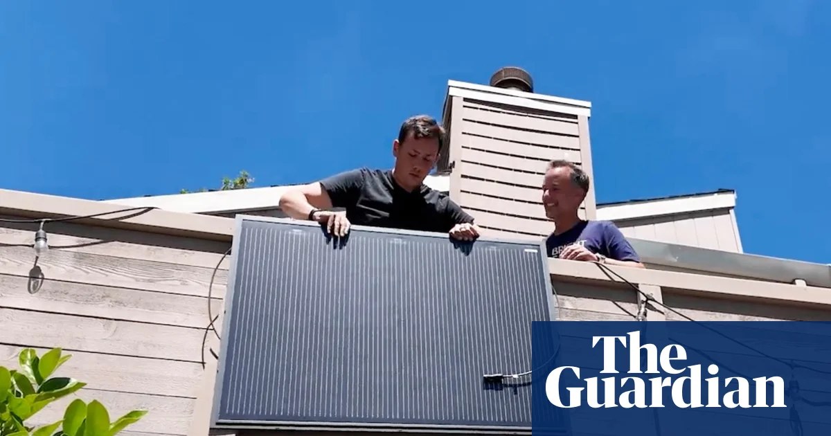 New solar panels in Great Britain at 15-year high as fossil fuel costs soar