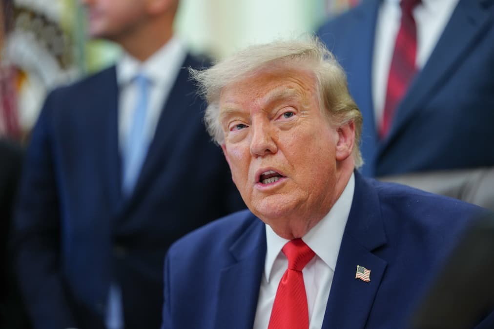 U.S. strikes Iran after surprise missile attack, dashing hopes of de-escalation