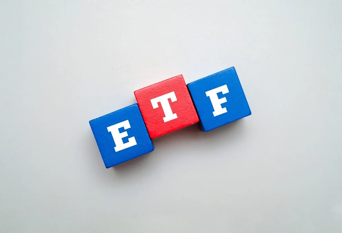 Preferred Stock ETFs Pay 6 to 9 Percent, and After Comparing the Three Giants Only One Is Worth Its Fee
