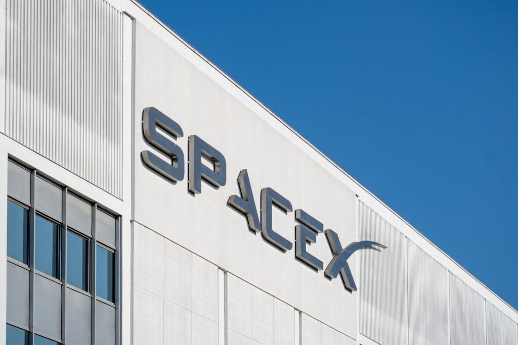 SpaceX Stock Is Falling Monday: What's Going On? - SpaceX (NASDAQ:SPCX) - Benzinga