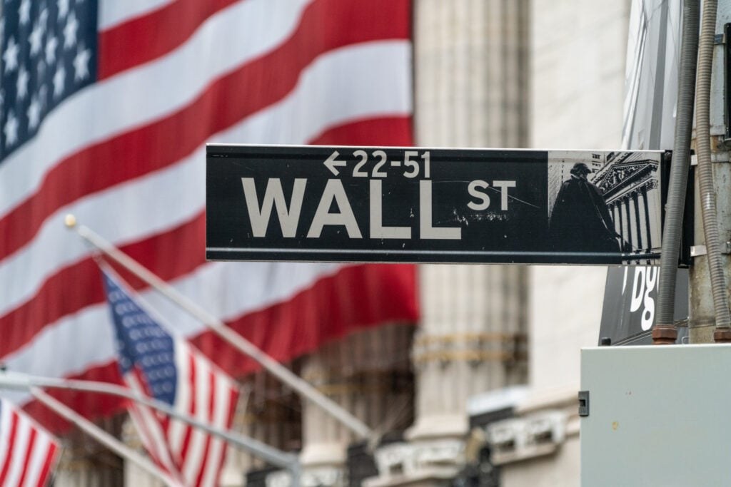 Stock Market Today: S&P 500, Nasdaq 100 Futures Gain as Fed's Preferred Gauge Core PCE Inflation Eases to - Benzinga