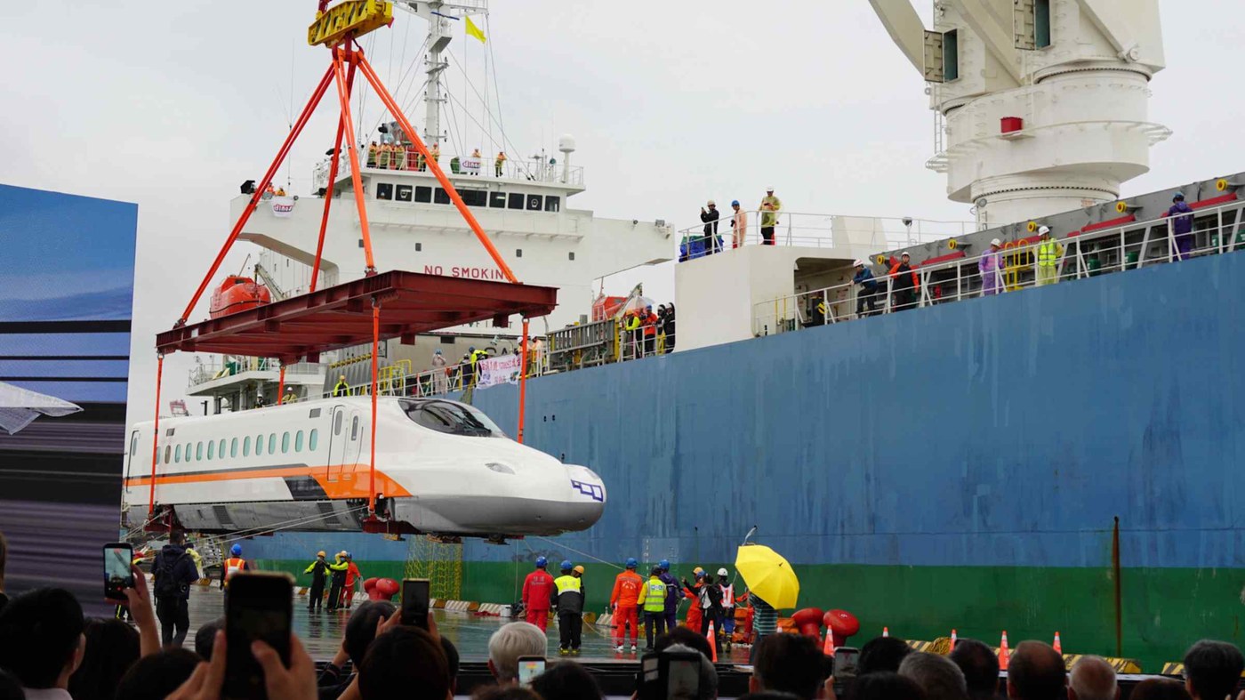 Taiwan rail jumps to growth track with new Japan bullet train cars