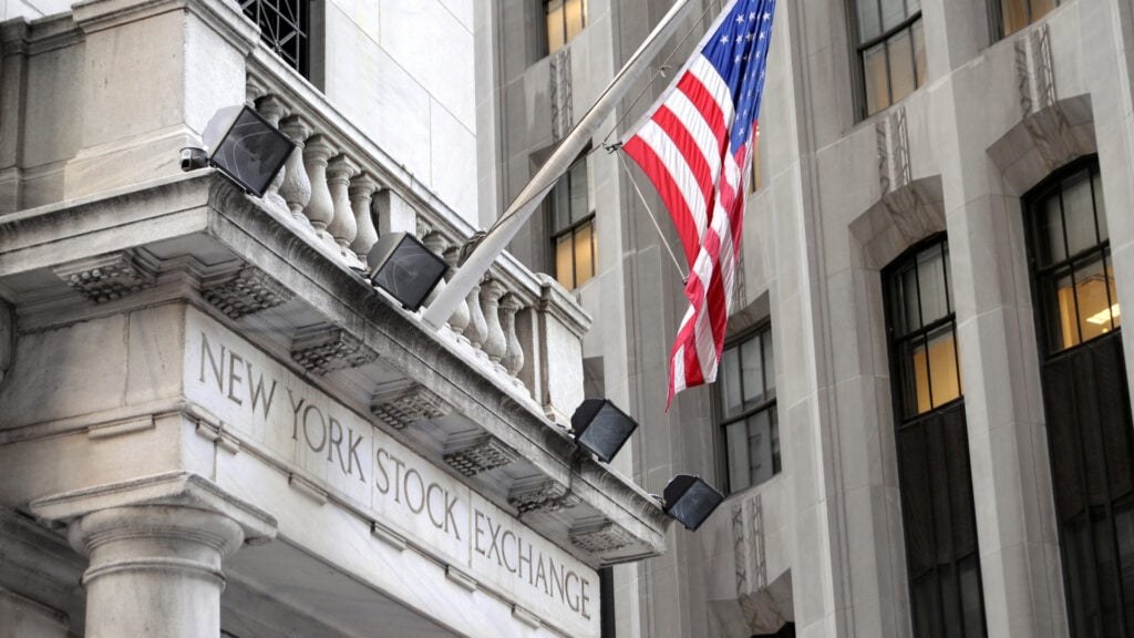 Stock Market Today: S&P 500, Dow, Nasdaq 100 Futures Gain Amid Cooler June PCE Inflation Data and Slower - Benzinga