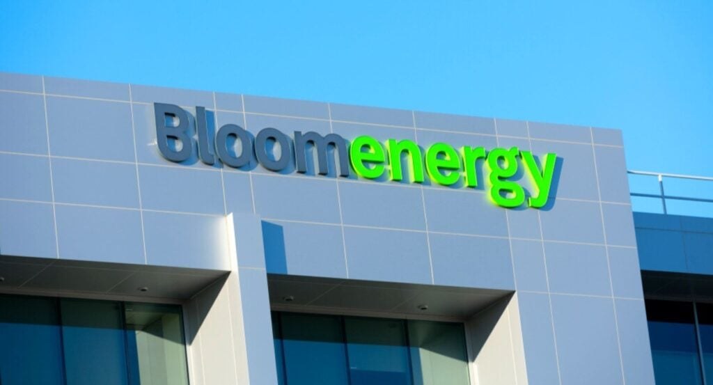 Bloom Energy Stock Dips Monday: What's Driving the Post-Earnings Reset? - Benzinga