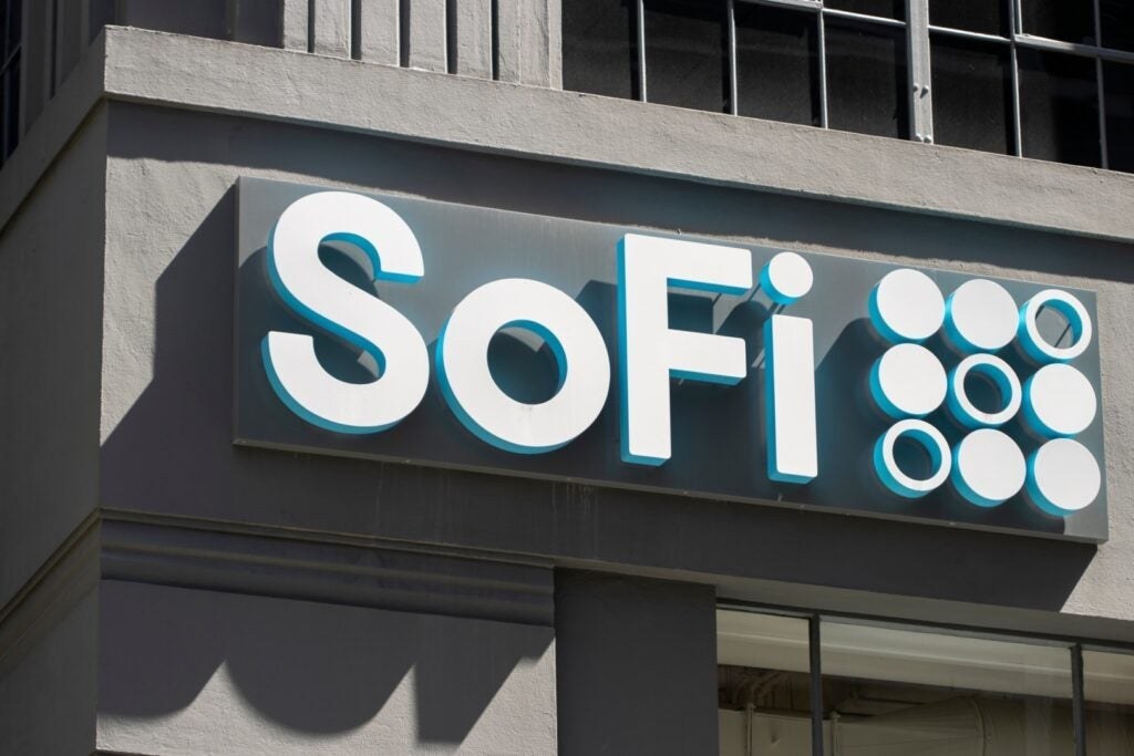 SoFi Stock Surges Monday: What's Driving the Post-Earnings Rebound? - Benzinga