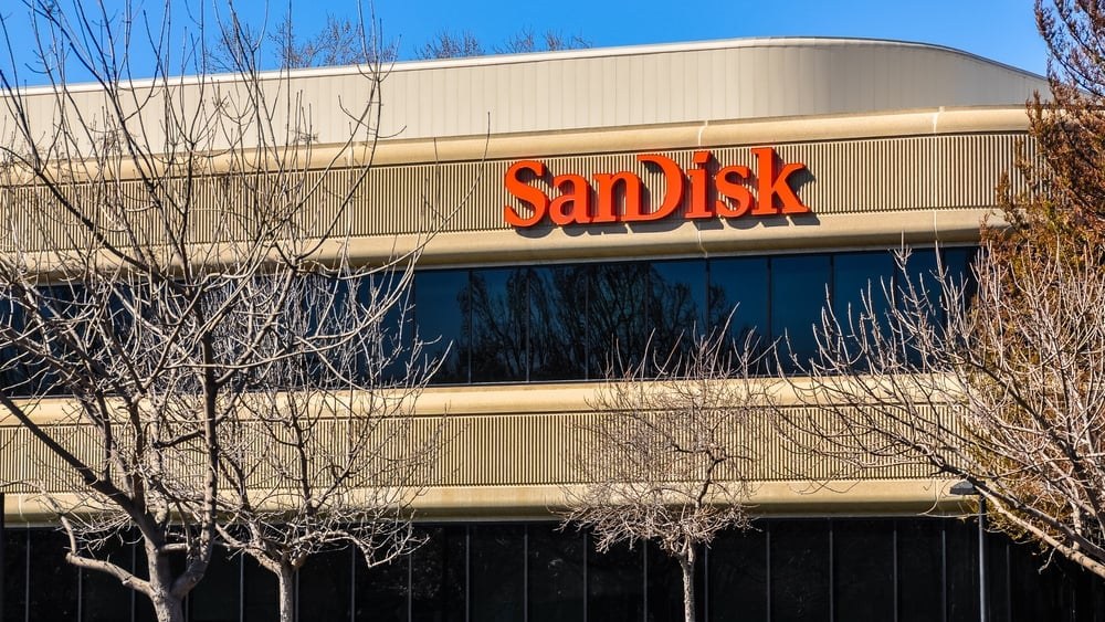 Sandisk Stock Is Falling Monday: What's Going On? - Benzinga